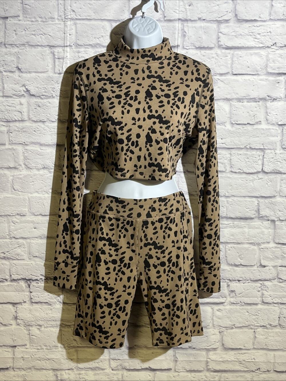 Rare London Shorts And Cropped Backless Top Set Cheetah Leopard Size XL